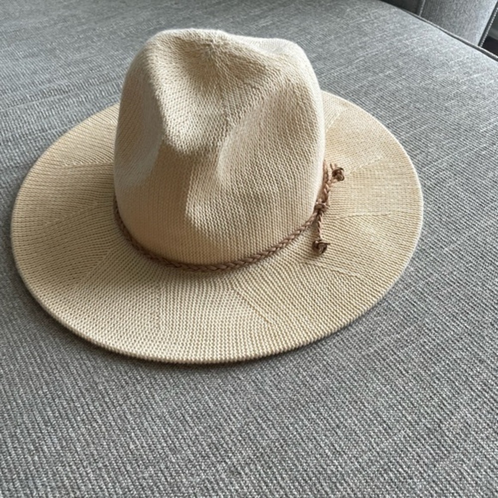 Jessica Simpson Cream Tan Hat
